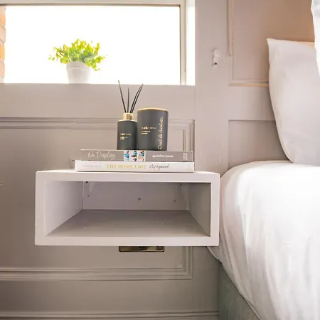 Modern Suite- Wifi, Tv&comfort-first Floor Apartment Dublin