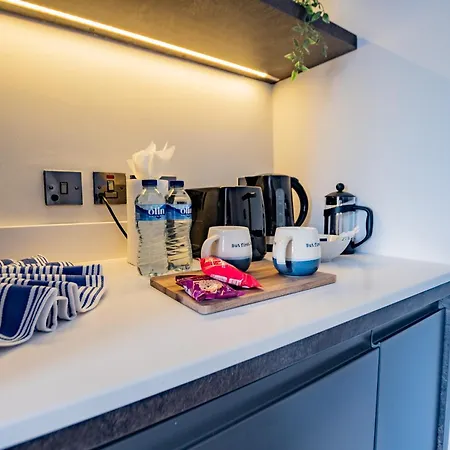 Modern Suite- Wifi, Tv&comfort-first Floor